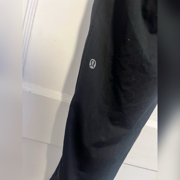 Lululemon Black Joggers with perforated side panels Size 8 - Picture 2 of 3